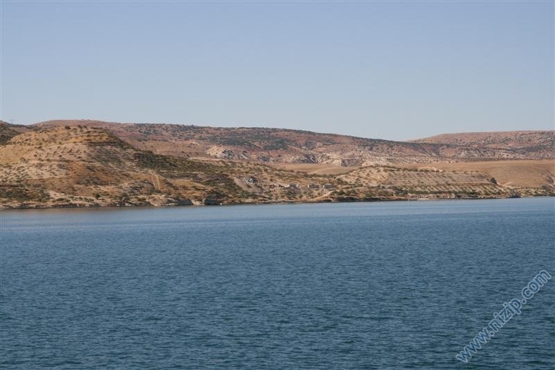 Birecik Baraj Gölü Havzası ve Otoban Köprüsü 