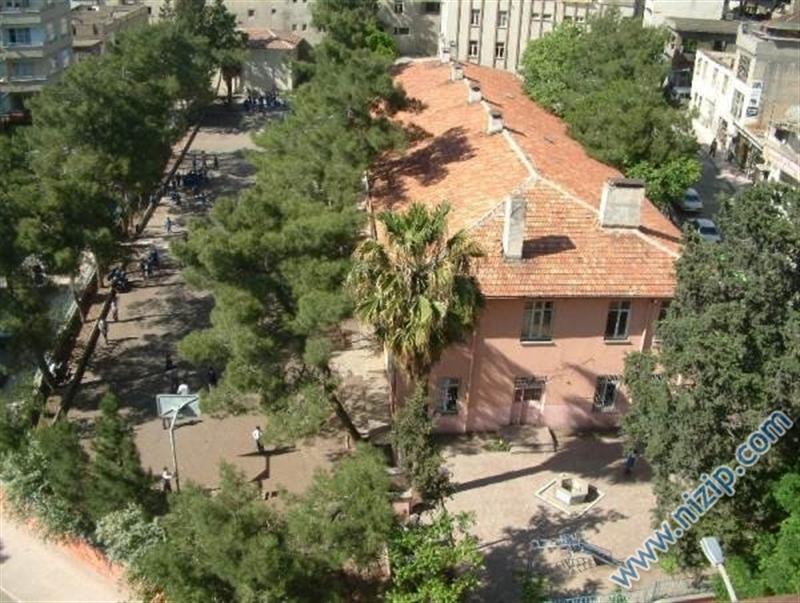 cumhuriyet ilk okulu 