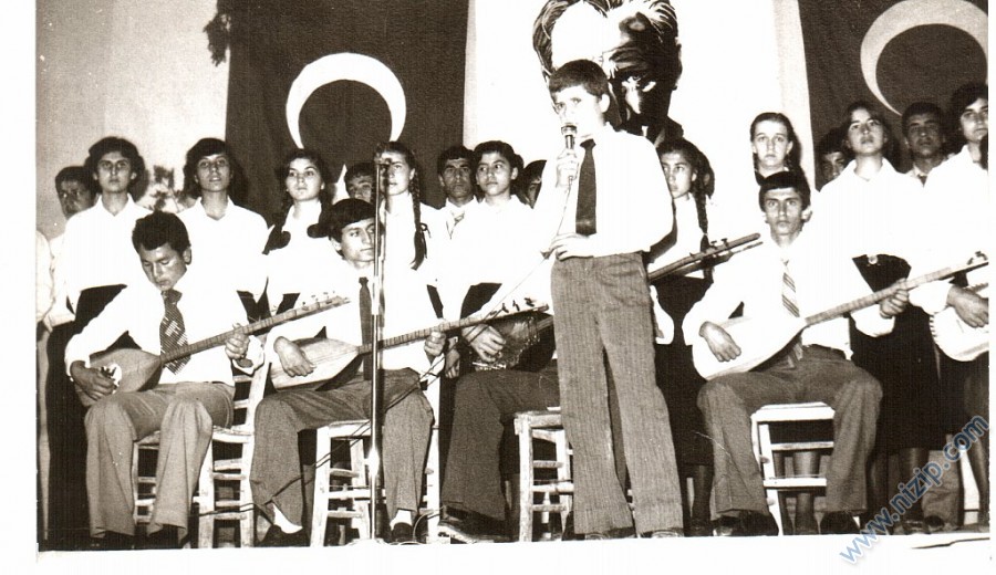 NİZİP LİSESİ 1981 BEKİR AKÇAKOCA (AKÇABAY) 6MAT/B SINIFI 
