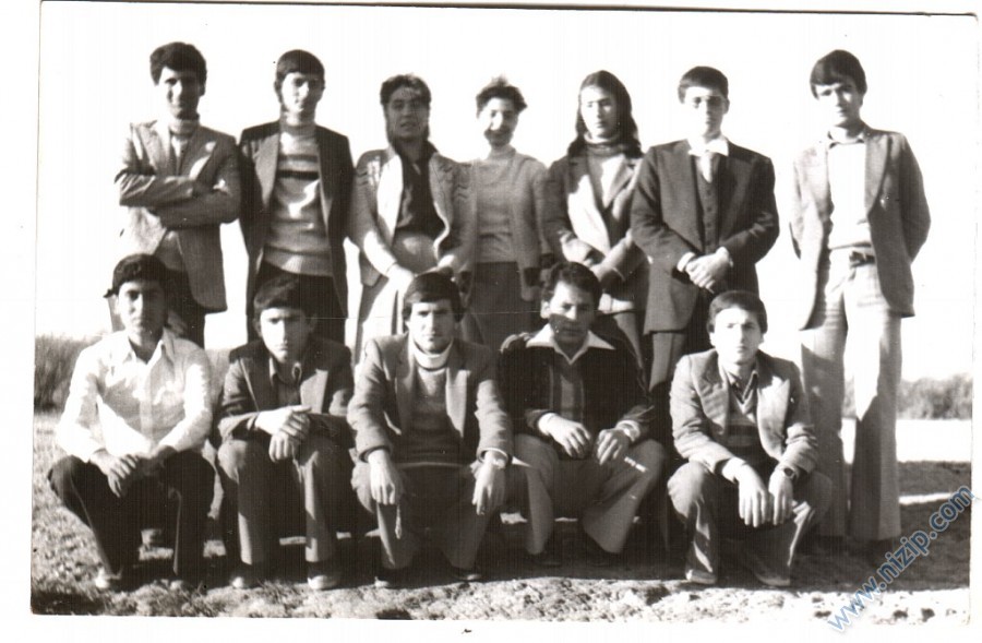 NİZİP LİSESİ 1981 BEKİR AKÇAKOCA (AKÇABAY) 6MAT/B SINIFI 