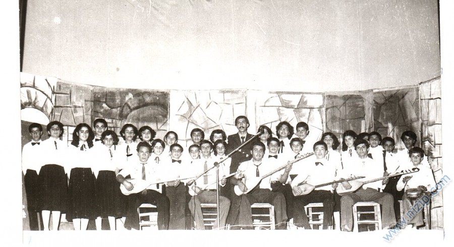 NİZİP LİSESİ 1981 BEKİR AKÇAKOCA (AKÇABAY) 6MAT/B SINIFI 