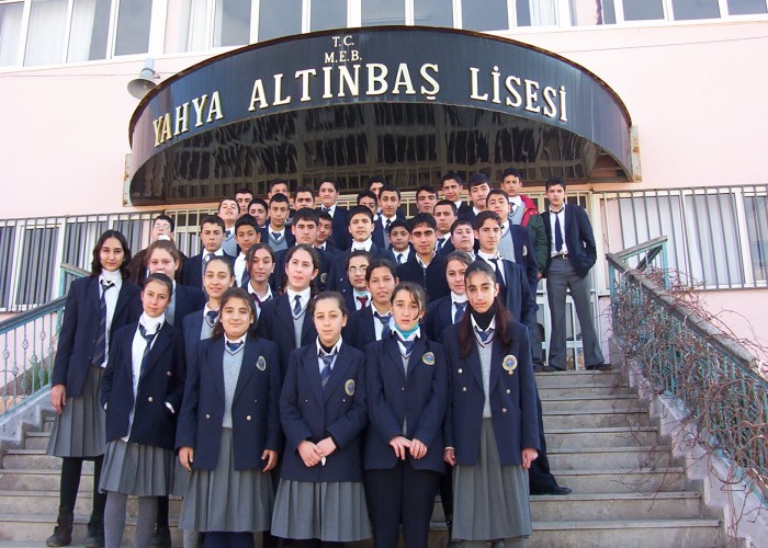 2004-2005 9-C YAHYA ALTINBAŞ LİSESİ 