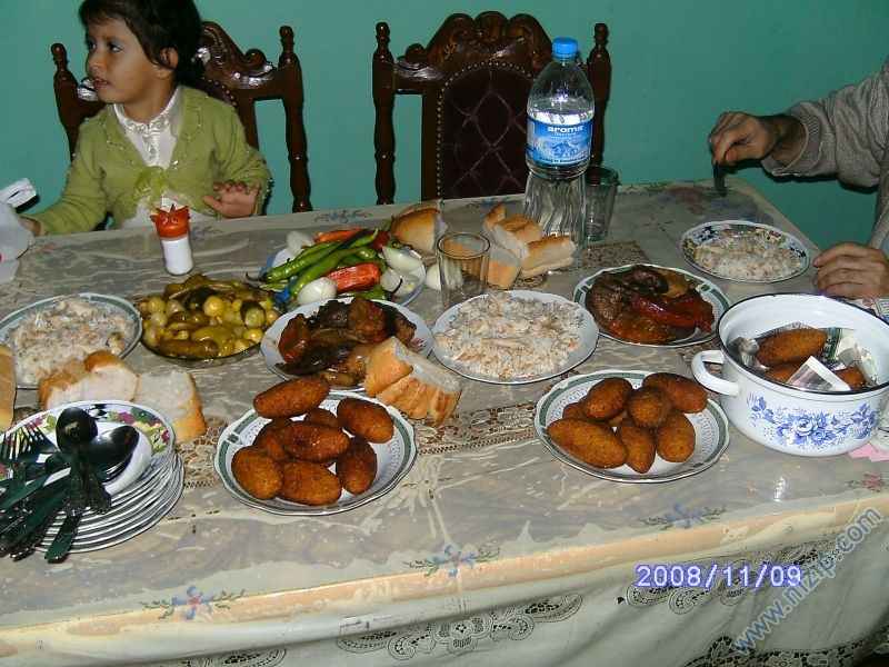 Aile yemeği 