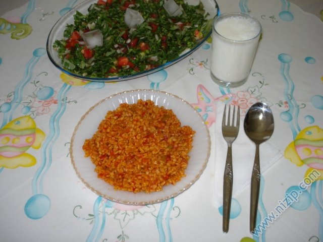 Domatesli bulgur pilavı 