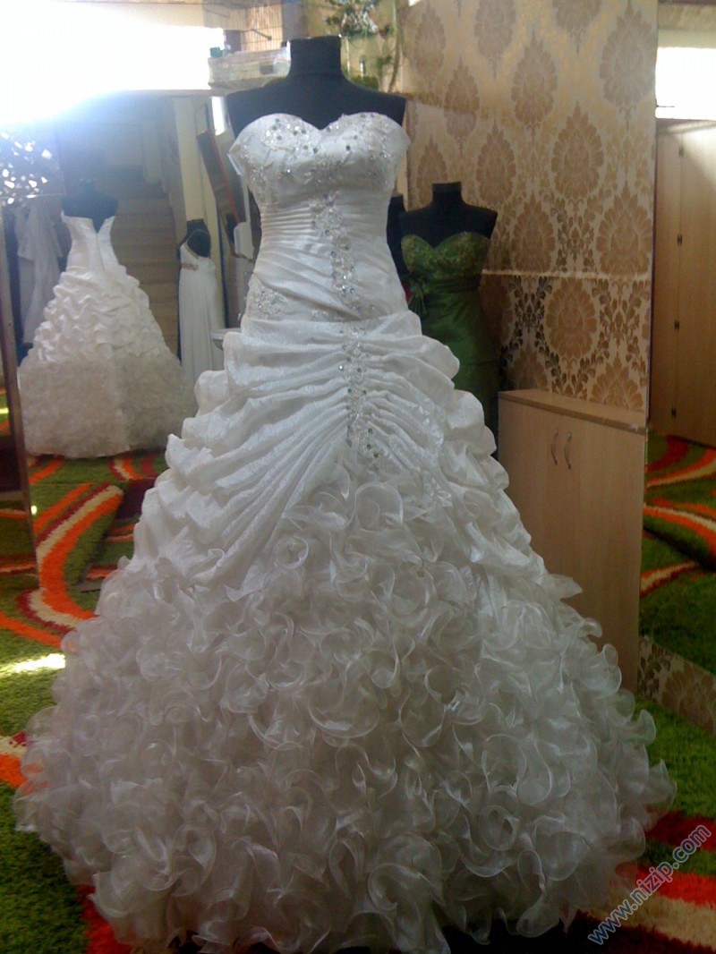 SEVGİ MODA EVİ 