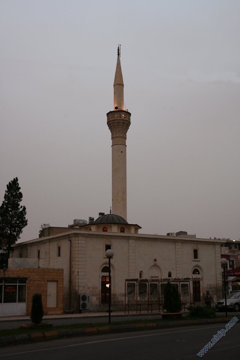 çarşı camisi akşam 