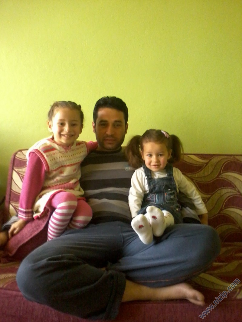 ABDURRAHMAN VE KIZLARI 