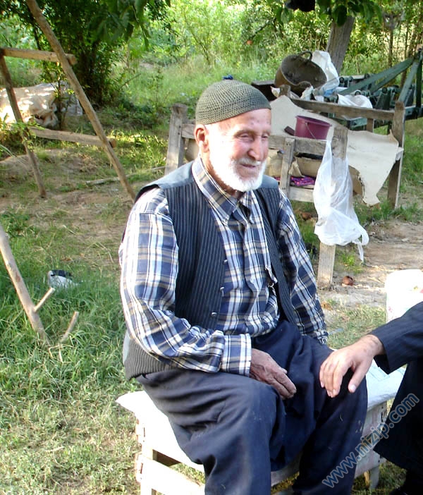KUMAŞ EMMİ 