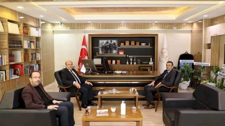 Müftü Özçelik'e Başkan Sarı'dan Ziyaret.
