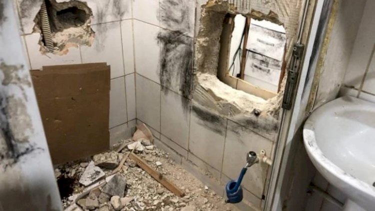 Gaziantep'te kuyumcu hırsızlarının yaptıkları kendilerine kar kalmadı. Gaziantep'te kuyumcu hırsızlarının yaptıkları kendilerine kar kalmadı.