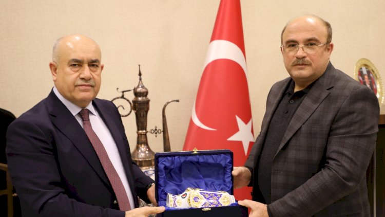 Nizip Belediyesi işçileri enflasyona ezdirmedi. Nizip Belediyesi işçileri enflasyona ezdirmedi.