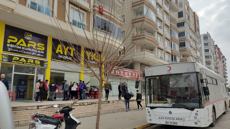 Ülkü Ocakları'ndan kan bağışı Ülkü Ocakları'ndan kan bağışı