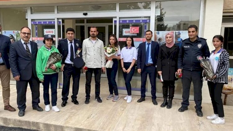Öğrenciler Emniyet Müdürlüğünü Ziyaret Etti