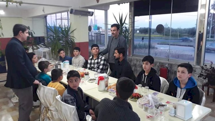 Hafizlik öğrencileri iftarda bir araya geldi Hafizlik öğrencileri iftarda bir araya geldi