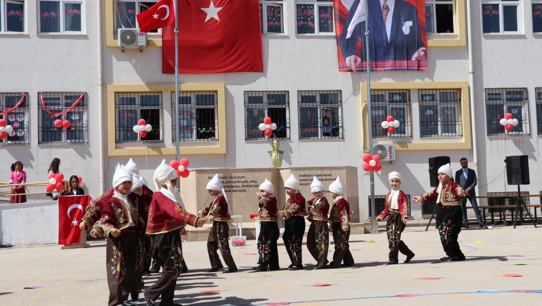 23 Nisan Ulusal Egemenlik ve Çocuk Bayramı coşkuyla kutlandı