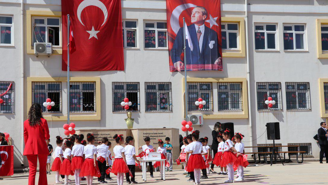 23 Nisan Ulusal Egemenlik ve Çocuk Bayramı coşkuyla kutlandı