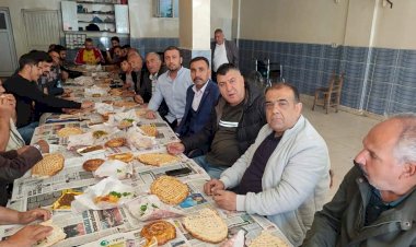 Alkurt, vatandaşlar ile kahvaltıda buluştu Alkurt, vatandaşlar ile kahvaltıda buluştu