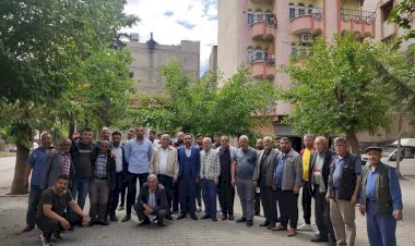 Alkurt, vatandaşlar ile kahvaltıda buluştu Alkurt, vatandaşlar ile kahvaltıda buluştu