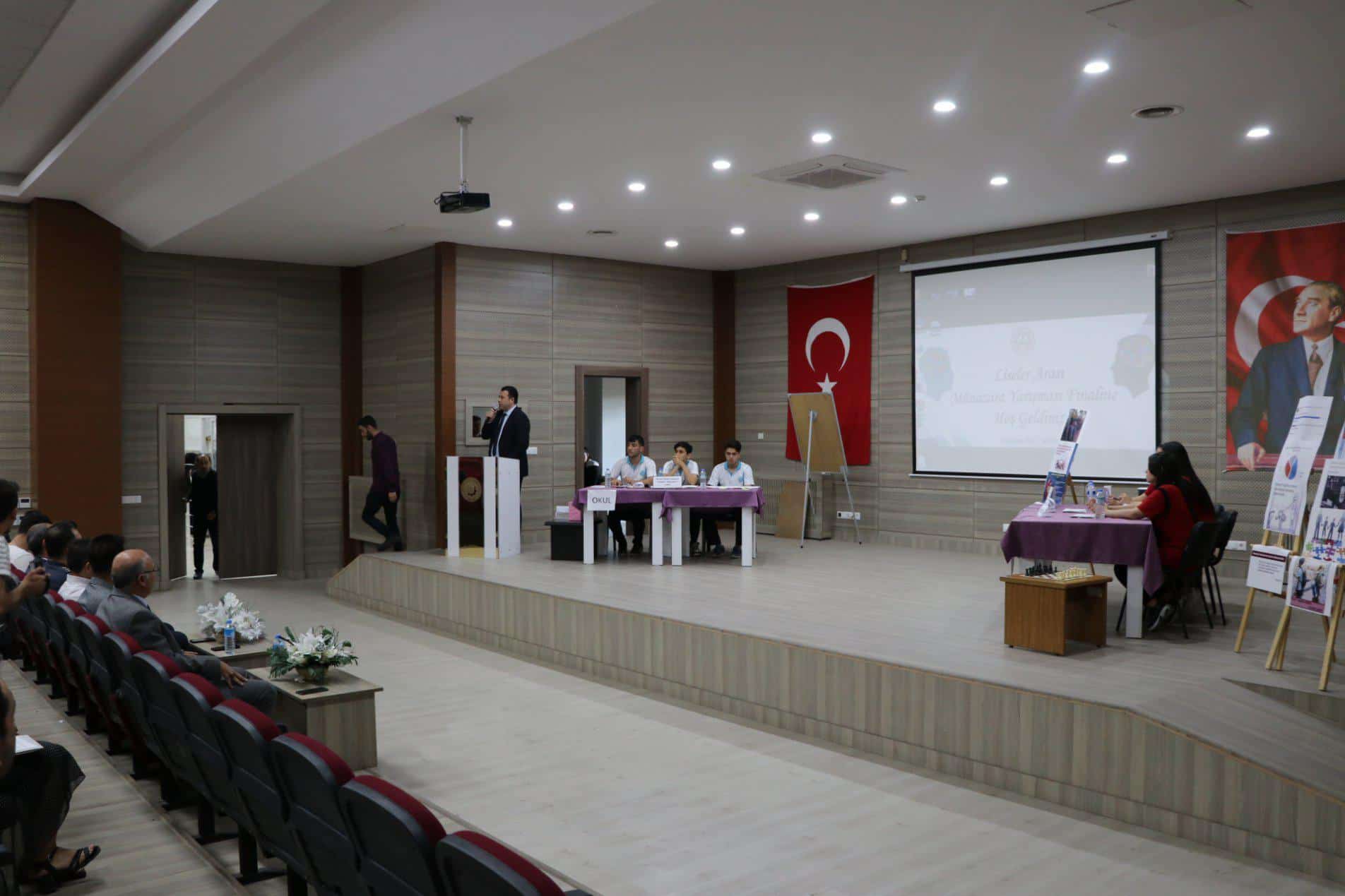 Liseler Arası Münazara Yarışması Finali Yapıldı
