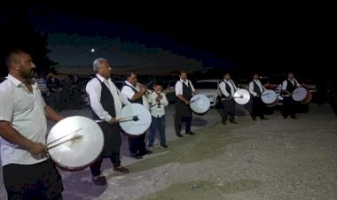 Altınbaş ve Şahin Ailesinin Mutlu Günü Altınbaş ve Şahin Ailesinin Mutlu Günü