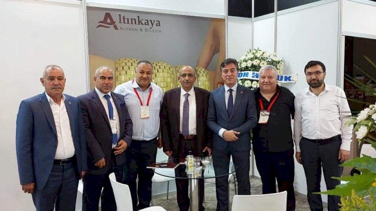 Safir Kuyumculuk Nizip'i Dünya'ya Tanıtacak Safir Kuyumculuk Nizip'i Dünya'ya Tanıtacak