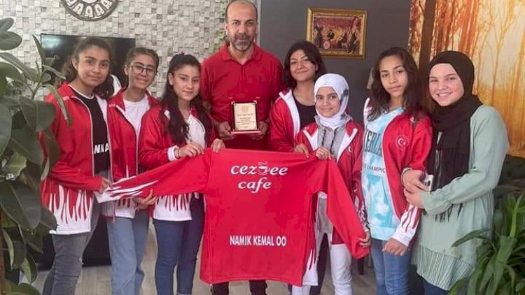 Başarılı öğrenciler kahvaltı da buluştu 