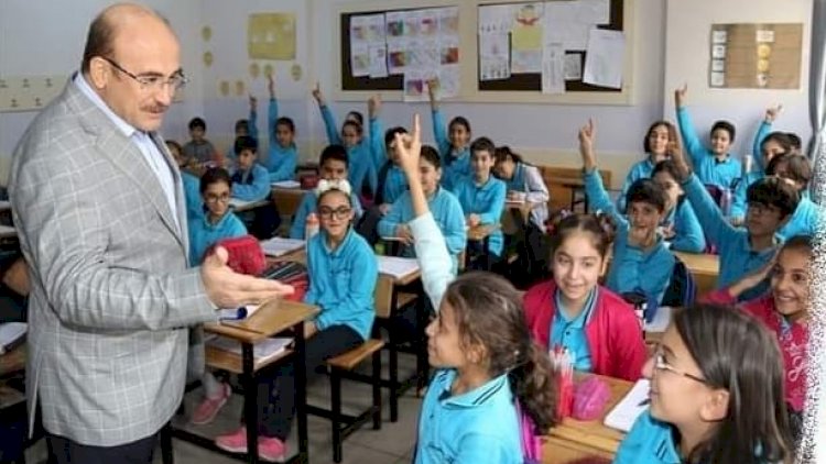 Öğrencilerin karne hediyesi Nizip Belediyesi’nden*