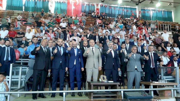 Yeniden Refah Partisinde Kongre Coşkusu Yeniden Refah Partisinde Kongre Coşkusu