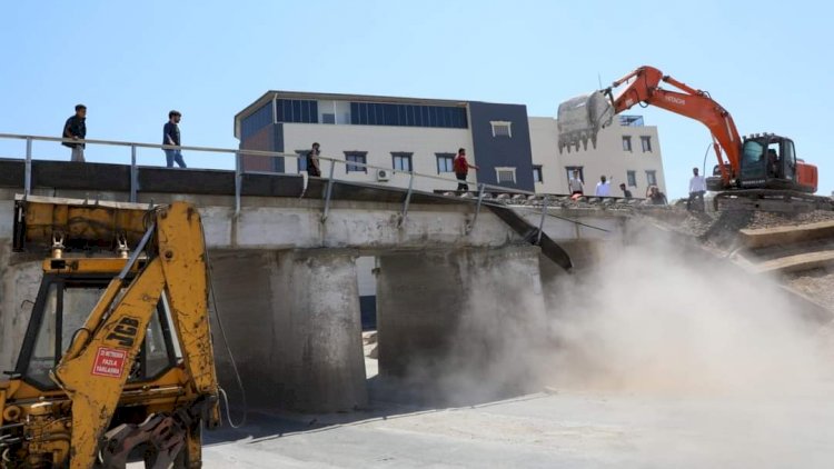 70 yıllık Taş Köprü yenileniyor