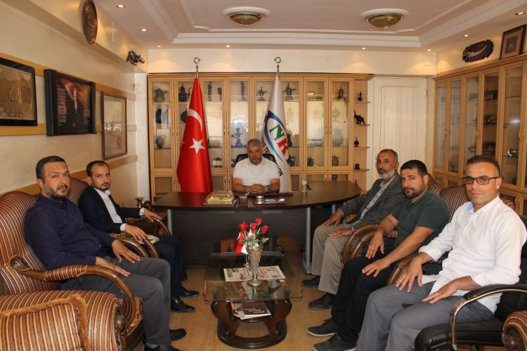 Hüda Par'dan NRT'ye Ziyaret Hüda Par'dan NRT'ye Ziyaret