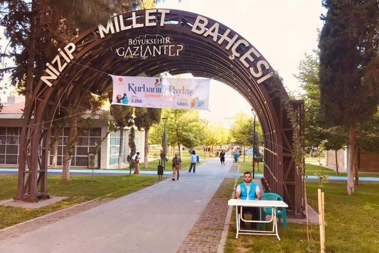 Nizip İlçe Müftülüğü Kurban Stantları Hizmet Vermeye Başladı