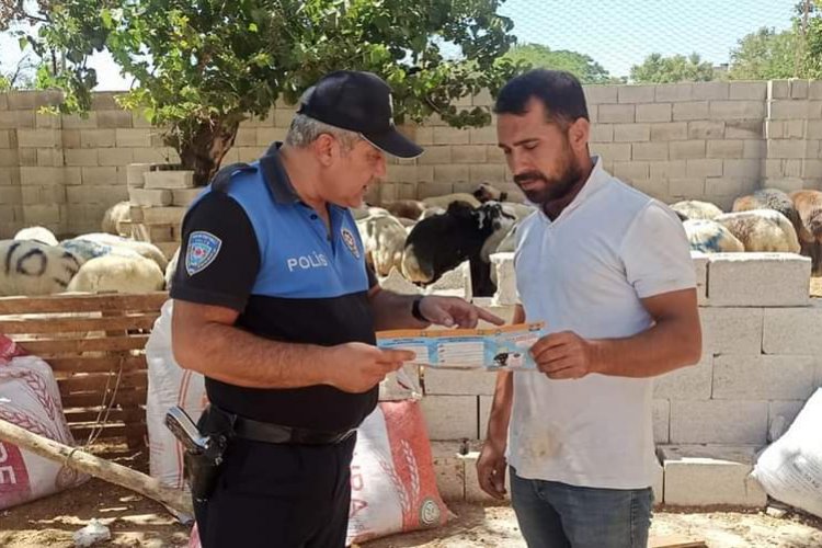 Polis sahte para, yankesicilik ve hırsızlık olayları bilgilendirmesi yaptı