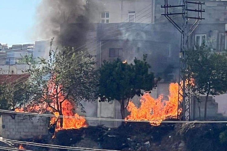 Nizip'te korkutan yangın...