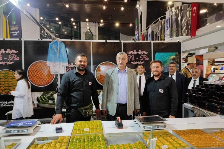 Ni-Ba Baklava Ankara'da Nizip'i Temsil Ediyor Ni-Ba Baklava Ankara'da Nizip'i Temsil Ediyor