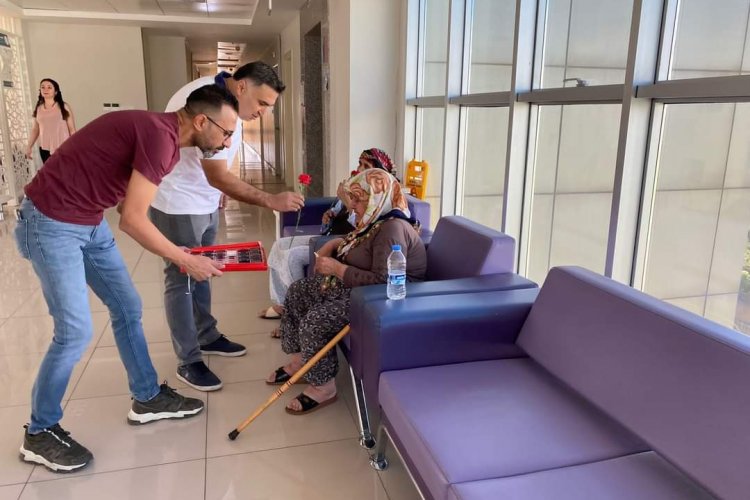 Ak Parti Sosyal Politikalar Başkanlığından Huzurevi Ziyareti