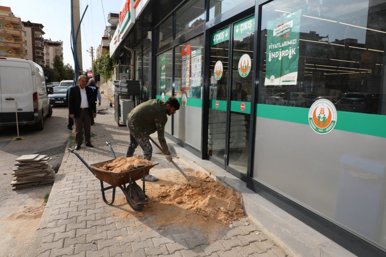 Zabıta ekipleri kaldırım işgali denetiminde Zabıta ekipleri kaldırım işgali denetiminde
