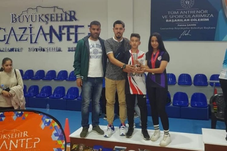 Nizip Spor Lisesi'nden bir başarı daha Nizip Spor Lisesi'nden bir başarı daha
