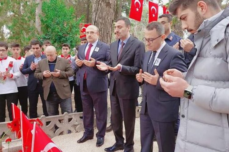 Çağlar ve Sarı Ayşenur Öğretmeni unutmadı Çağlar ve Sarı Ayşenur Öğretmeni unutmadı