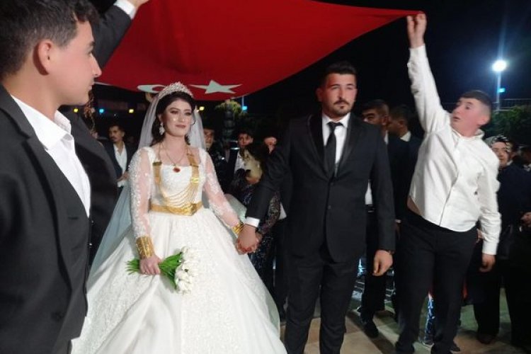 Çapan ve Tunçerdem ailesinin mutlu günü
