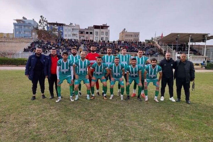 Nizip Spor'dan 8 gollü, 3 puan Nizip Spor'dan 8 gollü, 3 puan