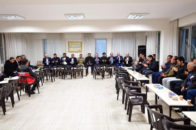 Vali Gül'den Taziye Ziyareti Vali Gül'den Taziye Ziyareti
