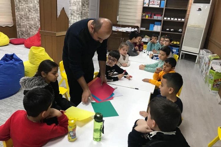Bilim Merkezi’ne ilgi her geçen gün artıyor Bilim Merkezi’ne ilgi her geçen gün artıyor