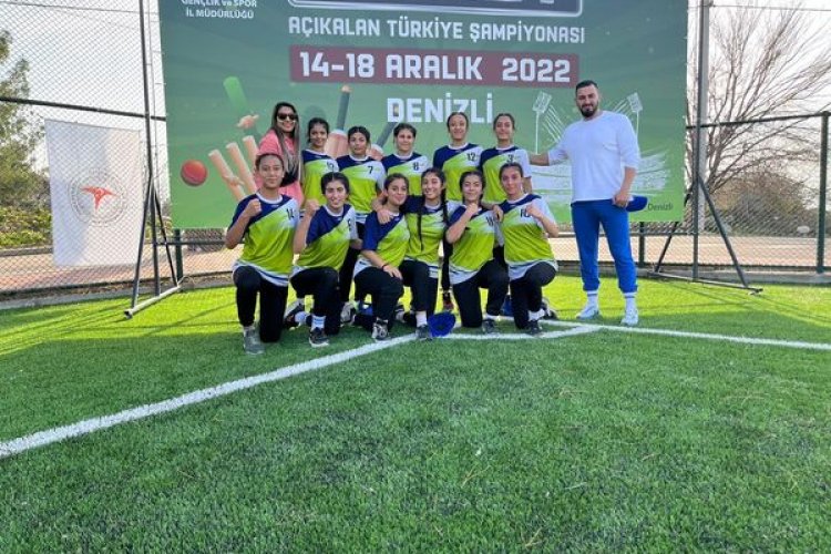 Nizip Spor Lisesi Kriket Kızlarda Türkiye İkincisi Oldu Nizip Spor Lisesi Kriket Kızlarda Türkiye İkincisi Oldu