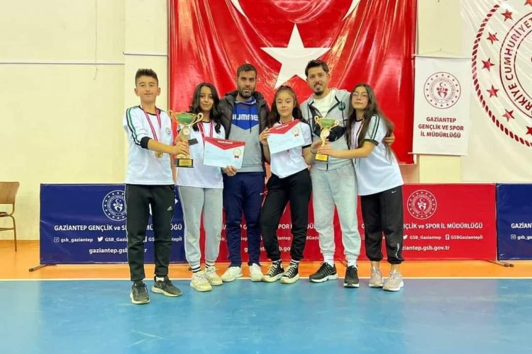 Nizip Spor Lisesi Floor Curling Başarısı Nizip Spor Lisesi Floor Curling Başarısı