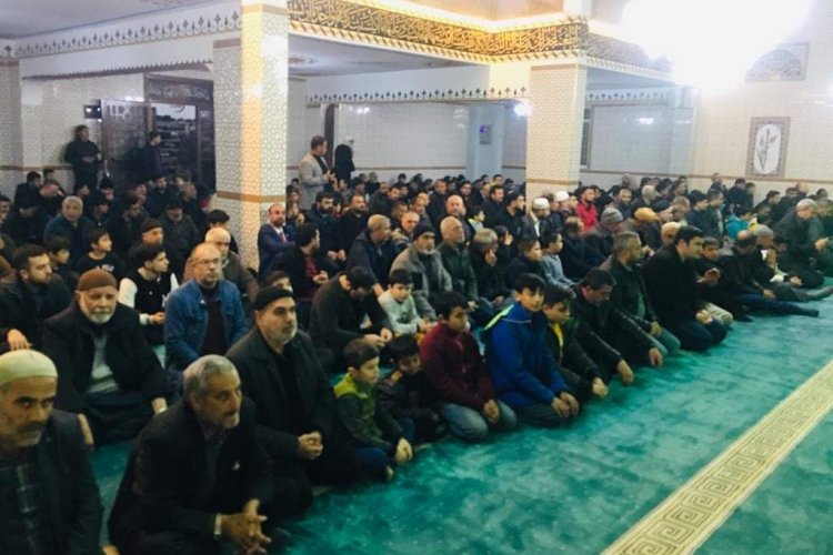 Nizip'te Regaib Kandili Coşkulu Geçti Nizip'te Regaib Kandili Coşkulu Geçti