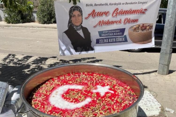 Nizip Belediyesi'nden aşure ikramı