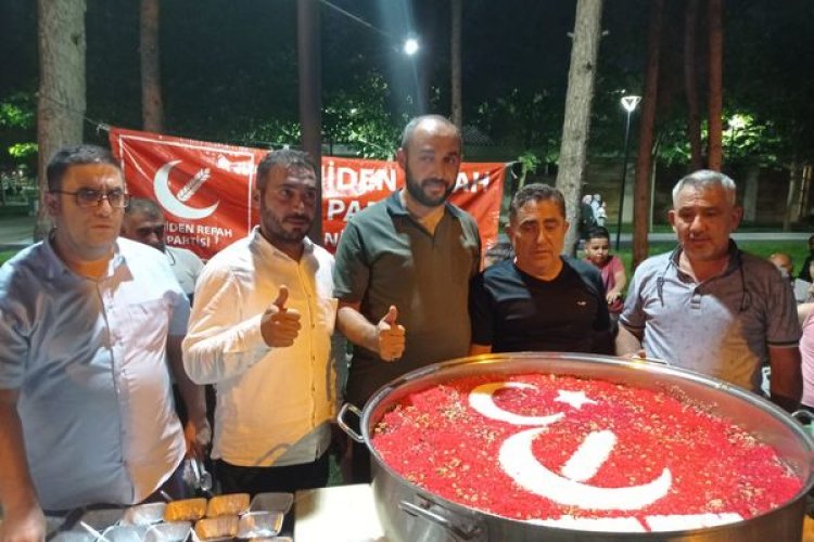 Nizip Belediyesi'nden aşure ikramı