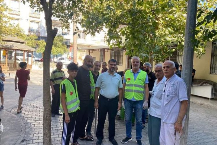 Nizip Belediyesi'nden aşure ikramı