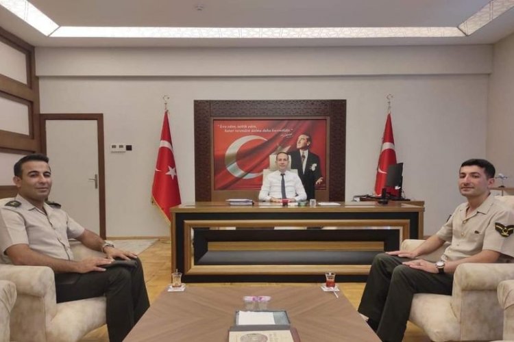 Belediye Başkanı Sarı’dan Kaymakam Uğurlu’ya ziyaret Belediye Başkanı Sarı’dan Kaymakam Uğurlu’ya ziyaret