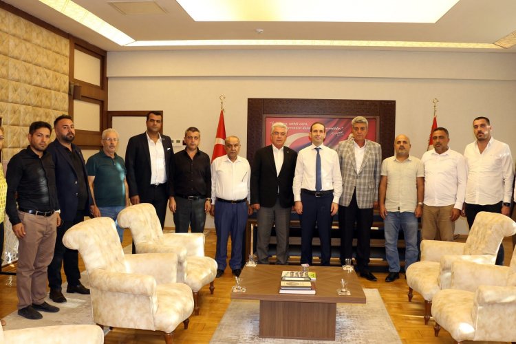 NTO’dan Nizip Kaymakamı Osman Uğurlu’ya Hayırlı Olsun Ziyareti NTO’dan Nizip Kaymakamı Osman Uğurlu’ya Hayırlı Olsun Ziyareti